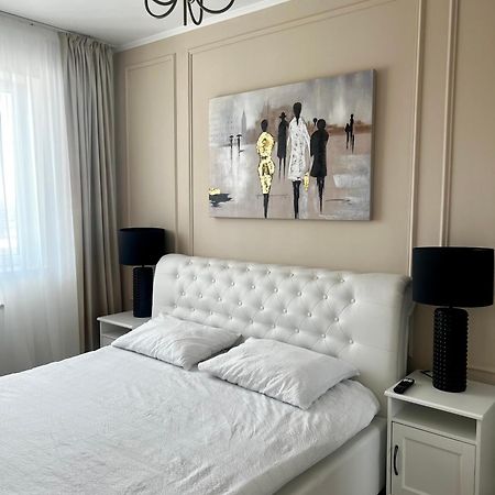 Glim Suite Oradea Eksteriør bilde