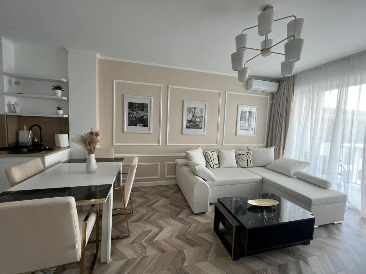 Glim Suite Oradea Eksteriør bilde
