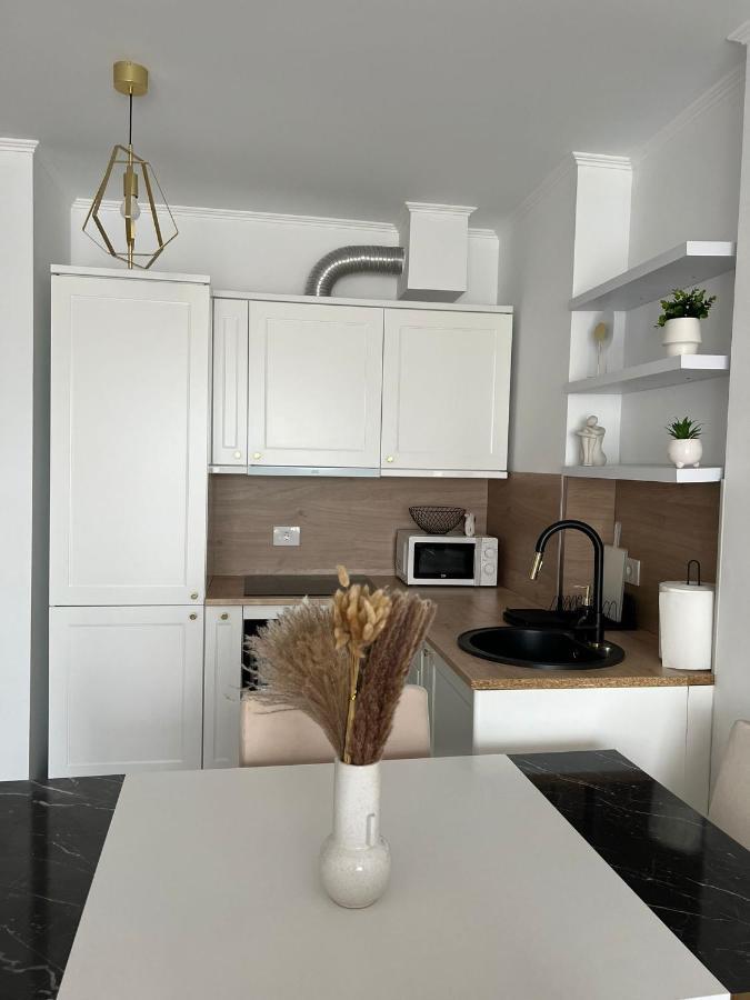 Glim Suite Oradea Eksteriør bilde
