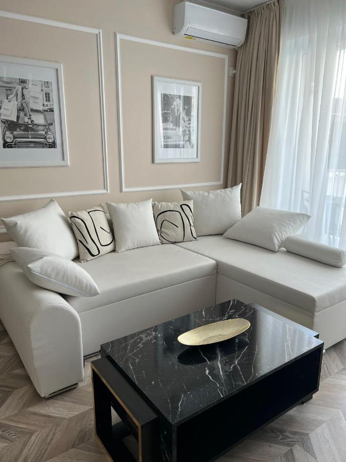 Glim Suite Oradea Eksteriør bilde