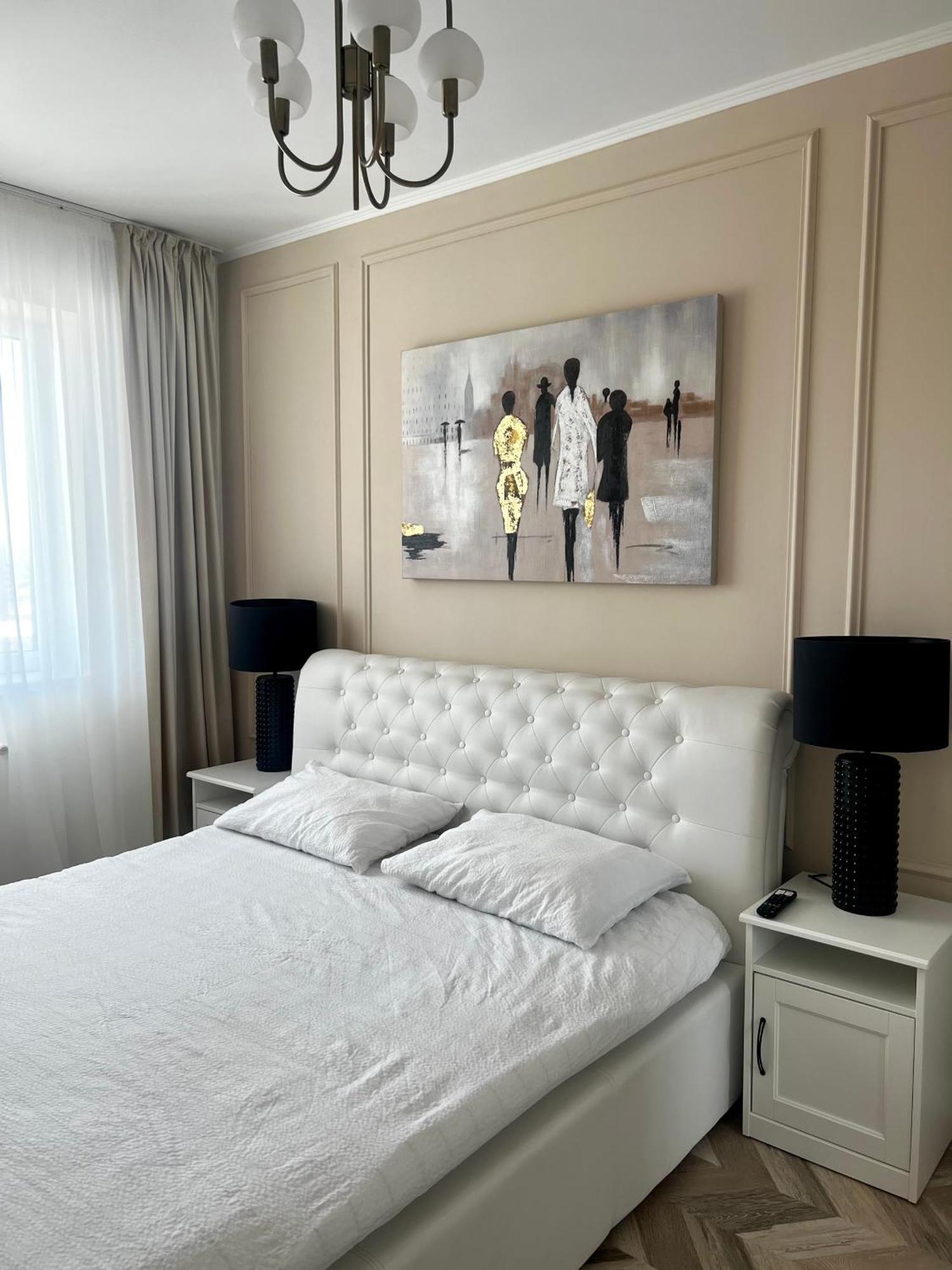 Glim Suite Oradea Eksteriør bilde